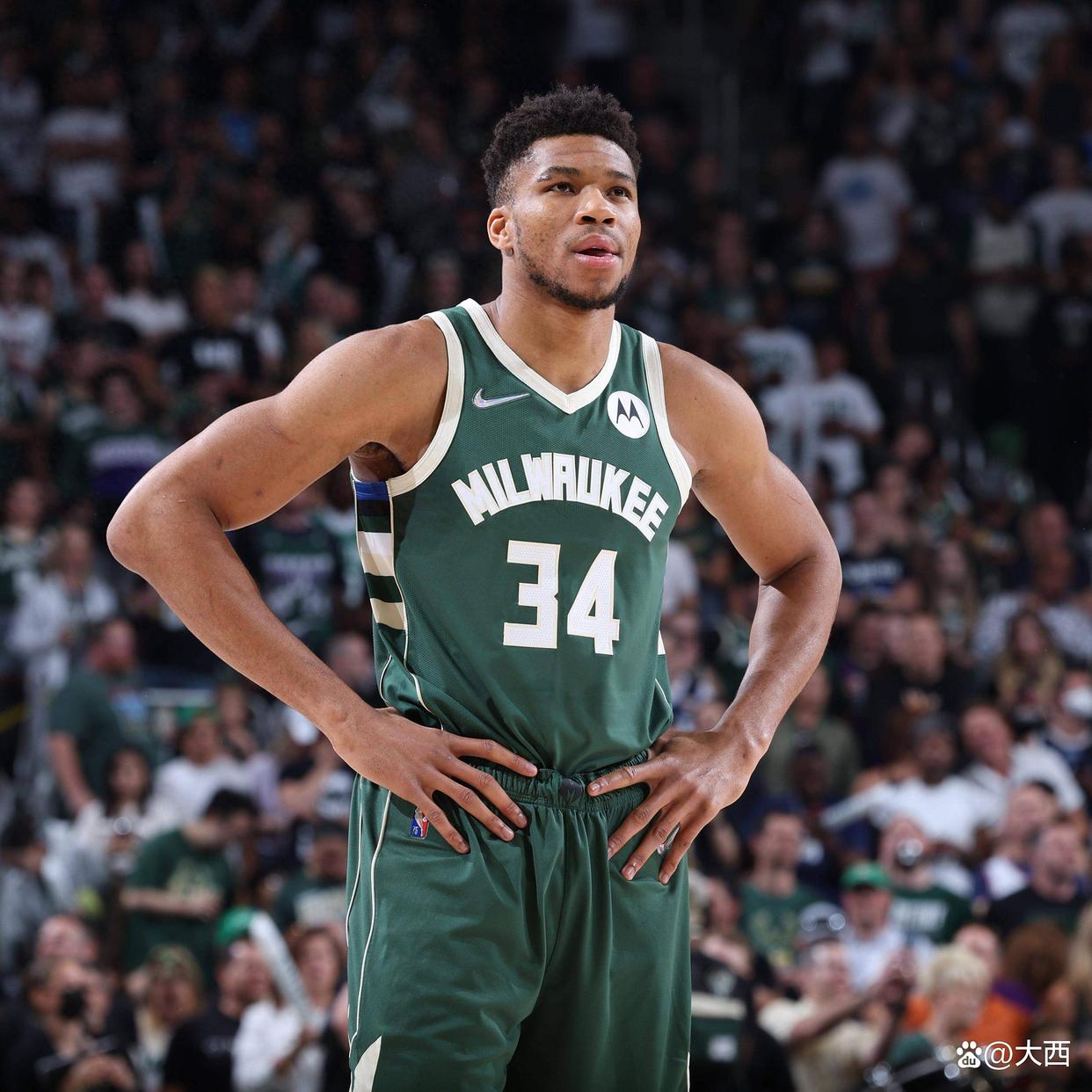 字母哥连续三场比赛得分超过比分优势明显,曼联挑战极限!的简单介绍 字母哥连续三场比赛得分超过比分优势明显,曼联挑战极限!的简单介绍