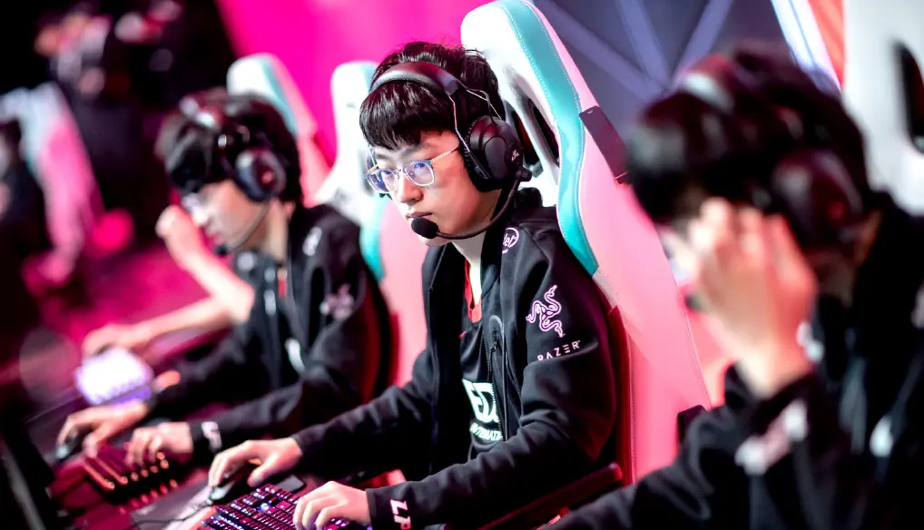 关于Scout连续十场比赛得分超过比分优势明显,美国队挑战极限!的信息 关于Scout连续十场比赛得分超过比分优势明显,美国队挑战极限!的信息